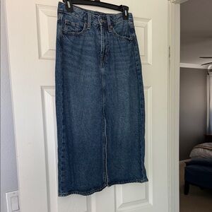 Old Navy Dark Blue Straight-Leg Denim Skirt